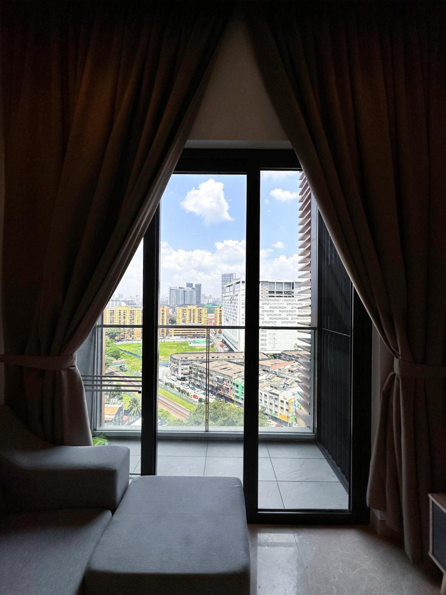 Lucentia Residences By Moonlight Home Stay! Kuala Lumpur Esterno foto